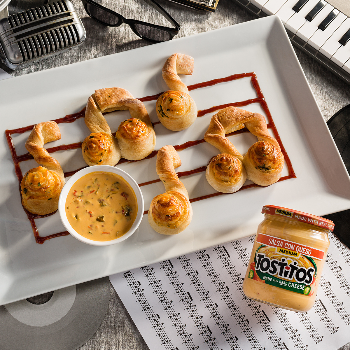 Rock n’ Queso Rolls